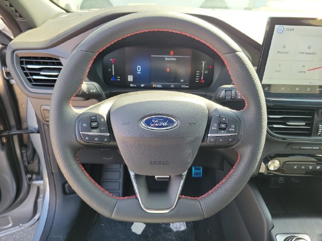 New 2024 Ford Escape ST-Line w/ Tech Pack #1 FWD image 20