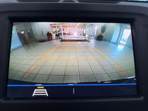 Used 2019 Chevrolet Equinox LS w/ LS Convenience Package image 24