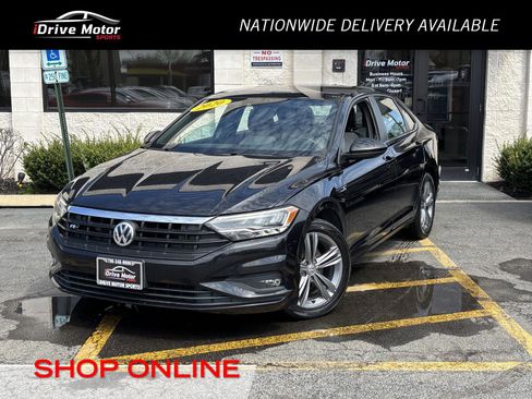 Used 2020 Volkswagen Jetta R-Line FWD image 1