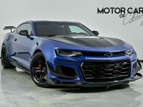 Used 2021 Chevrolet Camaro ZL1 image 1