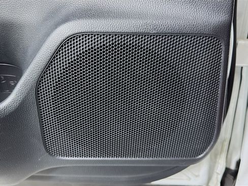 Used 2023 Toyota Crown XLE image 26