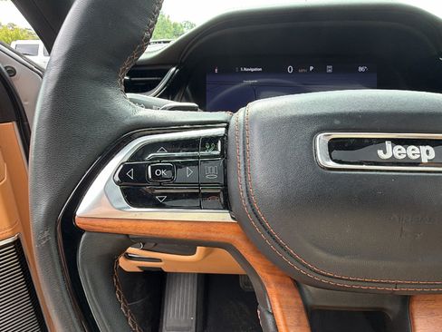 Certified 2025 Jeep Grand Cherokee L Summit AWD/4WD image 30