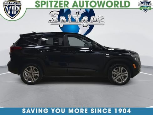 Used 2023 Kia Seltos LX AWD/4WD image 10