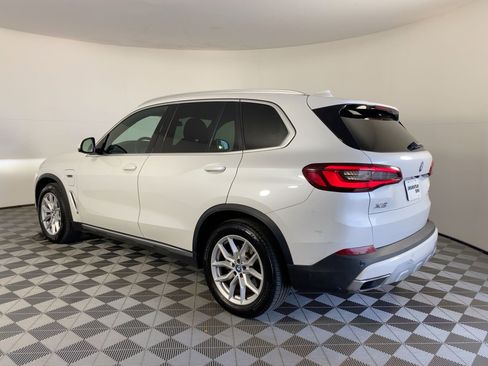 Used 2022 BMW X5 xDrive45e w/ Premium Package image 3