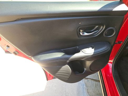 Certified 2023 Honda HR-V EX-L image 12