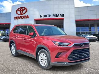 Used 2024 Toyota Grand Highlander AWD video 1