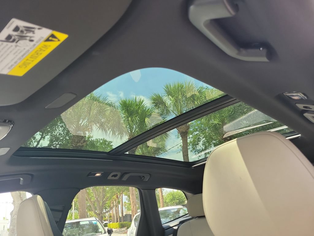 New 2026 Volvo XC60 B5 Core AWD/4WD image 8
