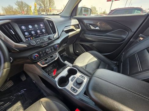 Used 2023 GMC Terrain Denali w/ LPO, Floor Liner Package AWD/4WD image 23