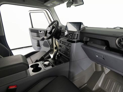 Used 2025 INEOS Grenadier AWD/4WD image 29