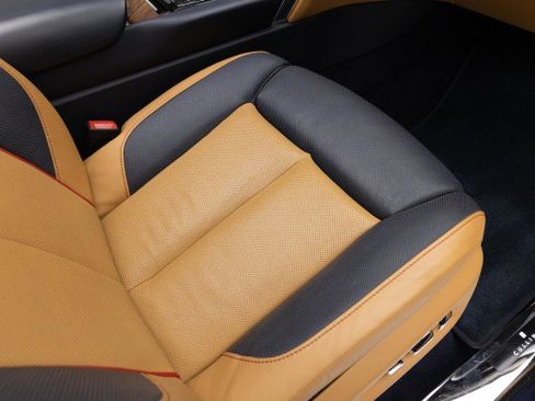 Used 2019 Rolls-Royce Cullinan image 34