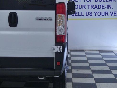 Used 2025 RAM ProMaster 2500 w/ U-Haul Equipment Group FWD image 24