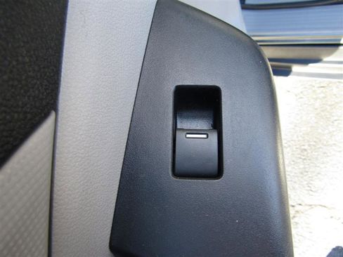 Used 2013 Honda CR-V LX image 25