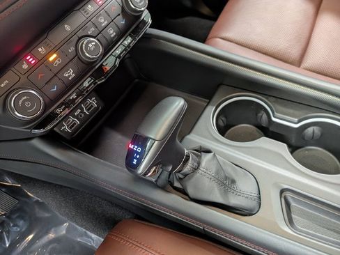 Used 2024 Dodge Durango GT image 13