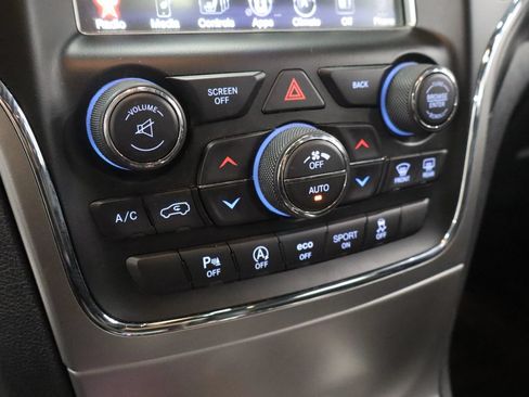 Used 2017 Jeep Grand Cherokee Altitude AWD/4WD image 30