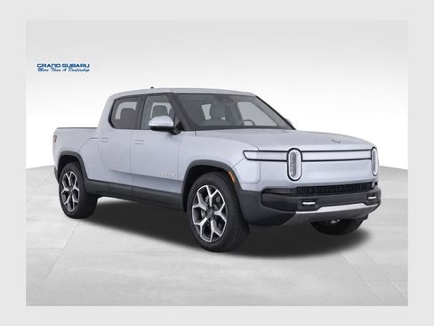 Used 2024 Rivian R1T Adventure AWD/4WD image 1
