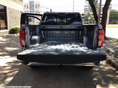 Used 2019 GMC Sierra 1500 SLE w/ SLE Value Package RWD image 10
