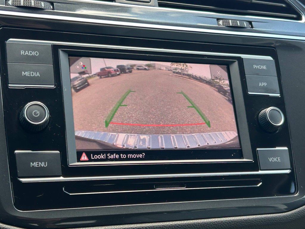 Used 2022 Volkswagen Tiguan S FWD image 31