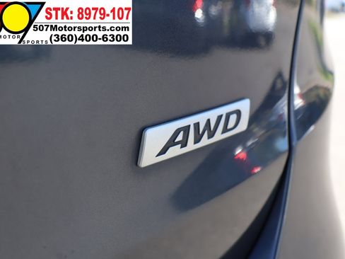 Used 2016 Hyundai Santa Fe SE image 12