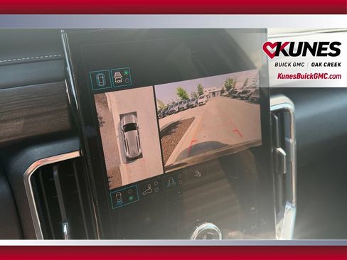 New 2026 GMC Acadia Denali Ultimate w/ LPO, Floor Liner Package AWD/4WD image 27