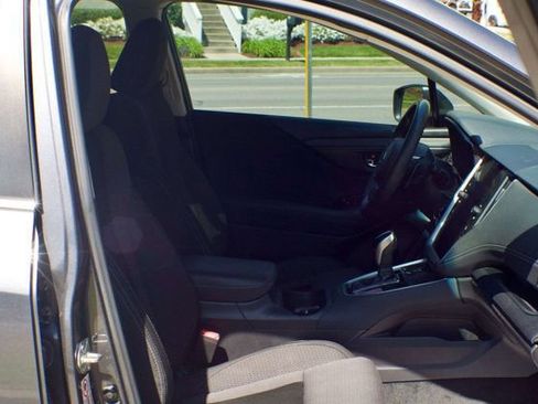 Used 2020 Subaru Outback Premium image 41