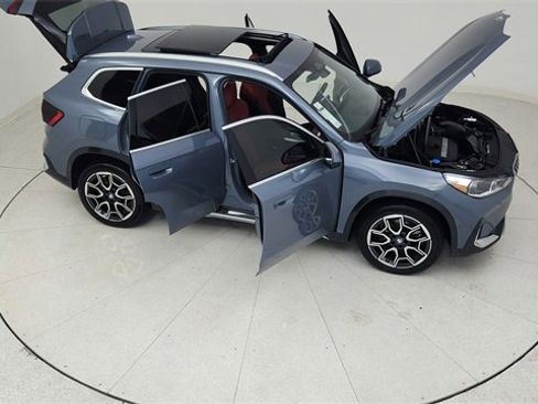 Used 2025 BMW X1 xDrive28i image 86