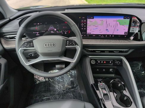 New 2025 Audi Q5 Premium Plus image 13