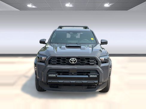 Used 2025 Toyota 4Runner TRD Sport Premium AWD/4WD image 6