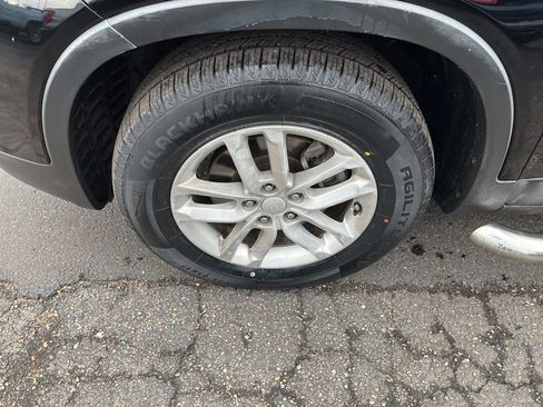 Used 2015 Kia Sorento LX image 25