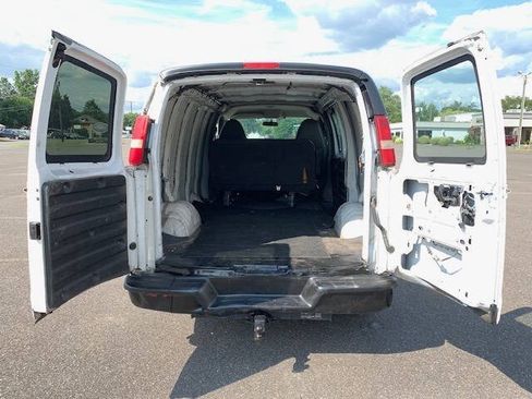 Used 2014 GMC Savana 1500 RWD image 15