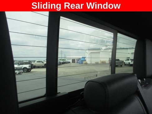 Used 2024 GMC Sierra 2500 AT4 w/ AT4 Premium Plus Package AWD/4WD image 28