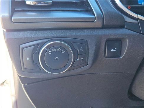 Used 2015 Ford Fusion Titanium image 15