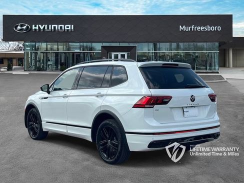 Used 2022 Volkswagen Tiguan SE R-Line FWD image 8