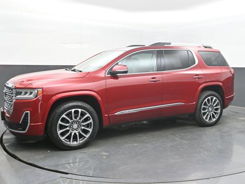 Used 2022 GMC Acadia Denali w/ Denali Ultimate Package AWD/4WD image 4