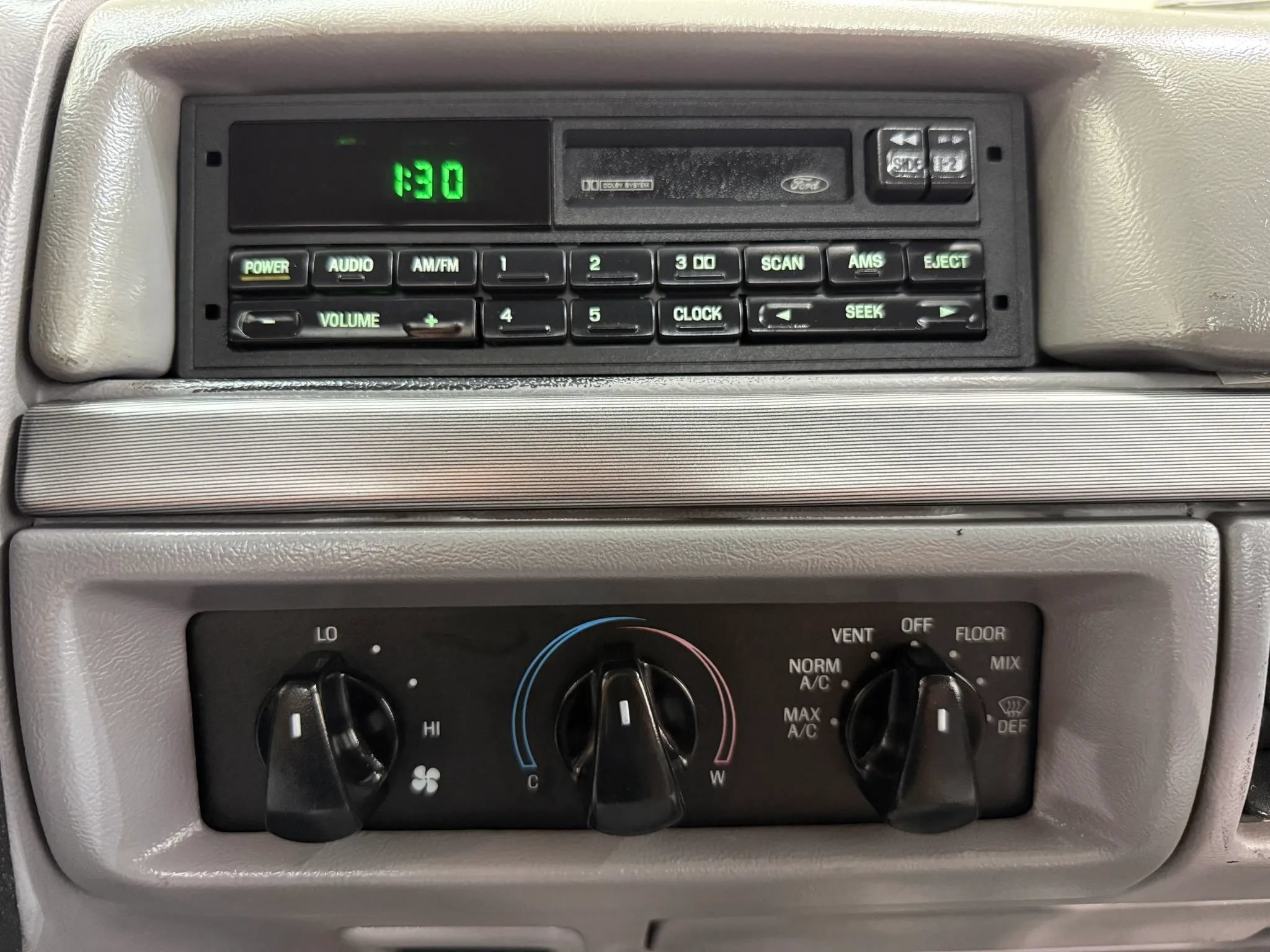 Used 1995 Ford F250 4x4 Regular Cab image 18