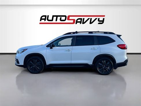 Used 2022 Subaru Ascent Onyx Edition image 4