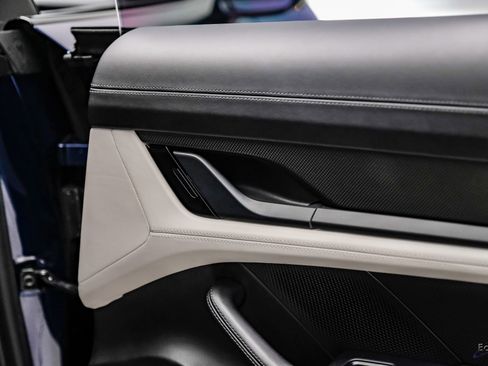 Used 2020 Porsche Taycan Turbo image 83