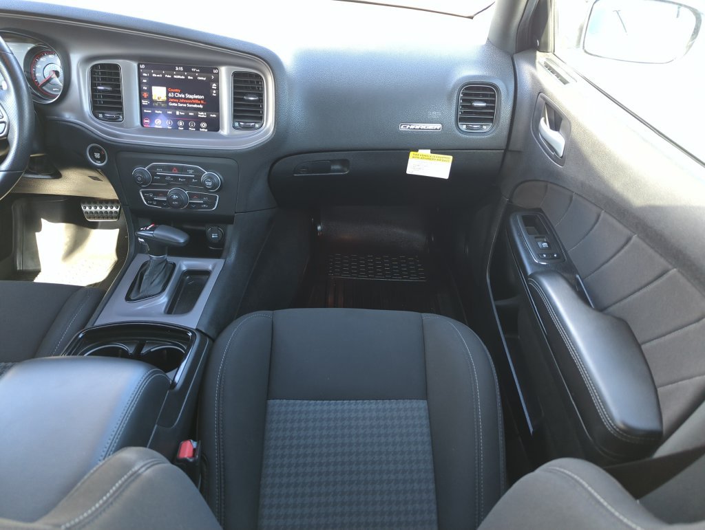 Used 2023 Dodge Charger R/T w/ Blacktop Package RWD image 15