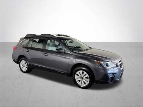 Used 2019 Subaru Outback 2.5i AWD/4WD image 4