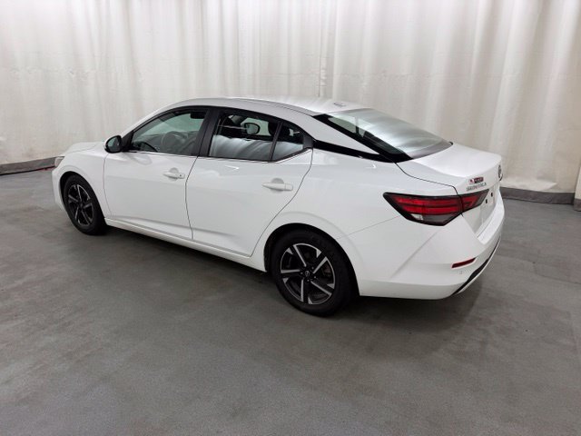 Used 2025 Nissan Sentra SV FWD image 4