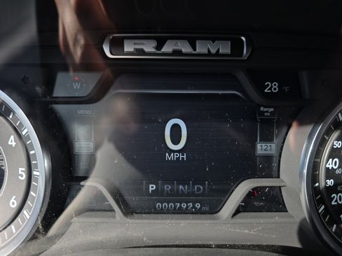 Used 2024 RAM 3500 Tradesman w/ Safety Group image 23