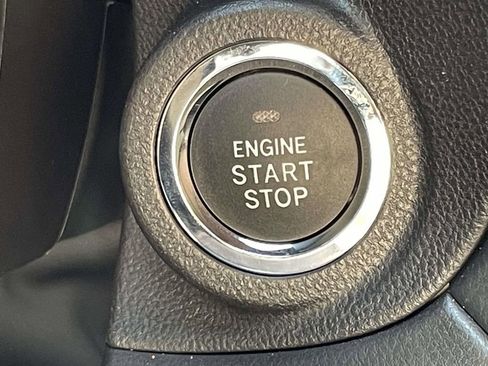 Certified 2025 Subaru Outback Touring XT w/ Tech Package 2 image 30