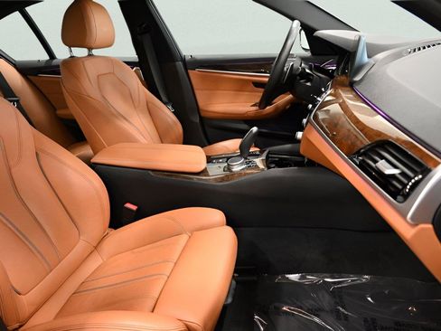 Used 2019 BMW 540i xDrive w/ Convenience Package AWD/4WD image 21
