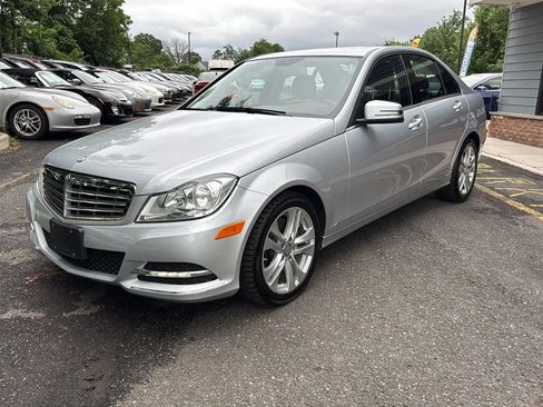 Used 2014 Mercedes-Benz C 300 4MATIC Sedan image 2