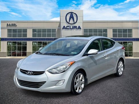 Used 2013 Hyundai Elantra Limited FWD image 1