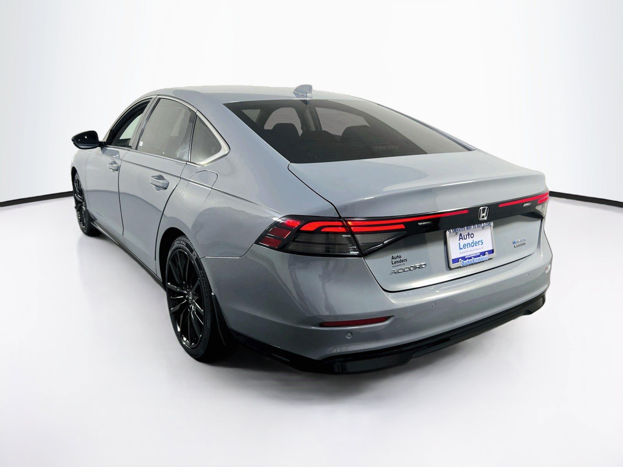 Used 2023 Honda Accord Touring image 7