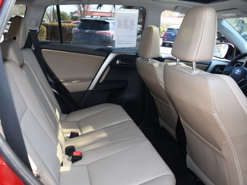 Used 2015 Toyota RAV4 Limited w/ Technology Package image 20