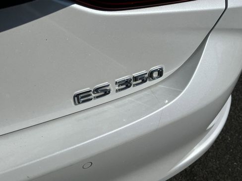 Used 2021 Lexus ES 350 w/ Premium Package image 29