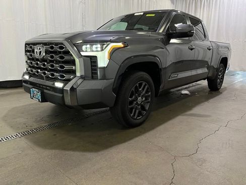Used 2024 Toyota Tundra Platinum AWD/4WD image 26