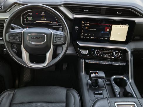 Used 2022 GMC Sierra 1500 Denali w/ Denali Reserve Package image 36