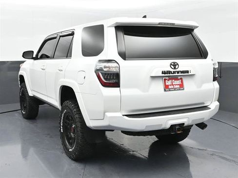 Certified 2024 Toyota 4Runner SR5 Premium w/ Moonroof Package AWD/4WD image 4